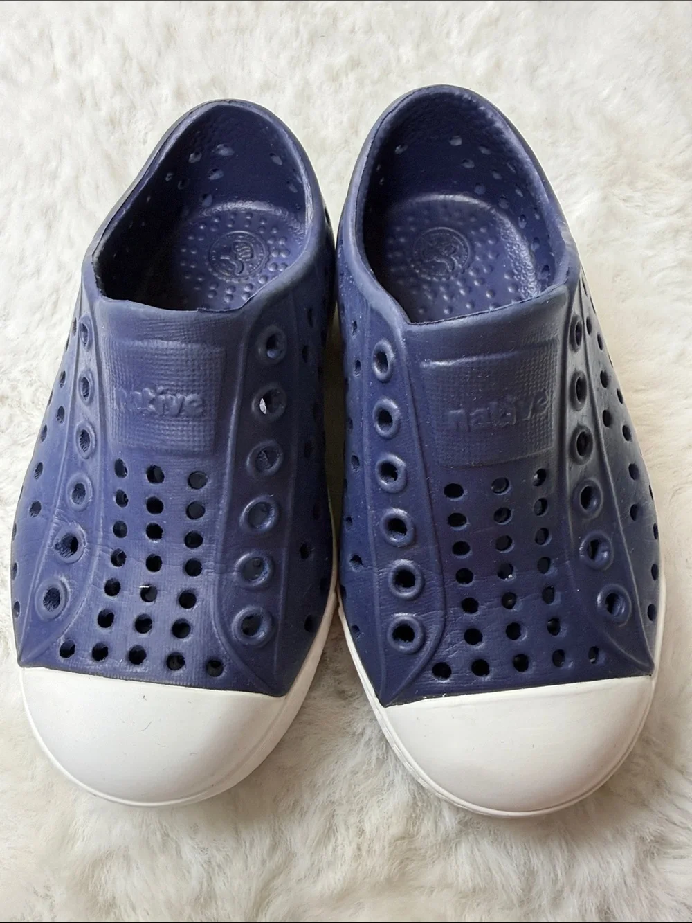 Native unisex small